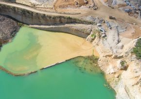 Open-pit aerial view. Source: Photo by Curioso Photography on Unsplash